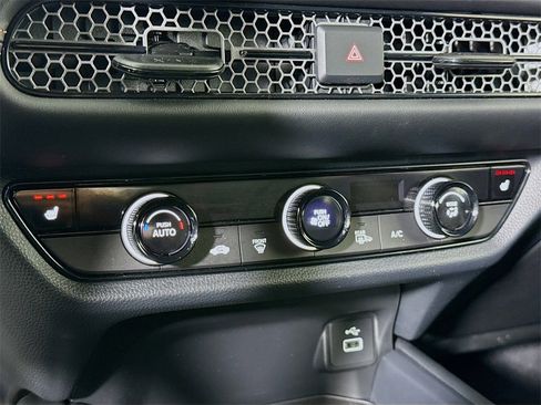 Used 2024 Honda HR-V Sport image 7