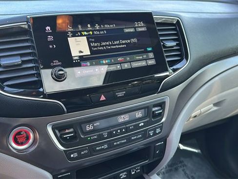 Used 2021 Honda Pilot EX-L image 28