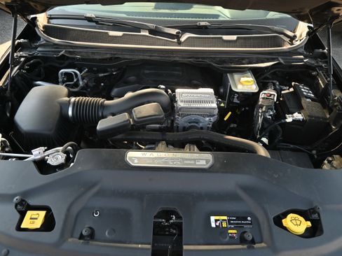 Used 2022 Jeep Wagoneer Series II AWD/4WD image 36