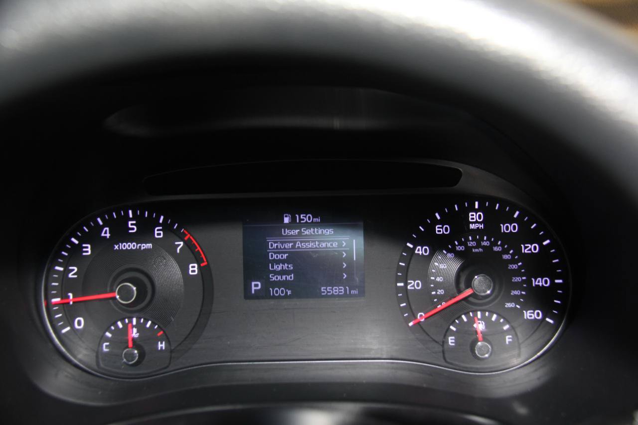 Used 2022 Kia Soul LX w/ Technology Package FWD image 13