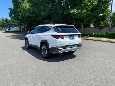 Certified 2022 Hyundai Tucson Limited AWD/4WD image 3
