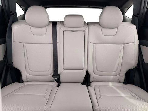 New 2026 Hyundai Tucson Limited image 18