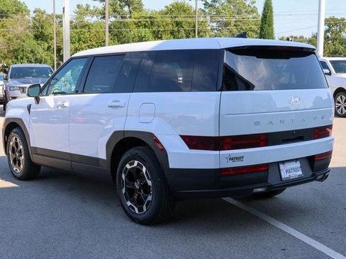 New 2026 Hyundai Santa Fe SE image 3
