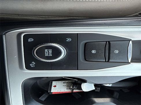 Used 2020 Ford Explorer XLT w/ Class III Trailer Tow Package image 22