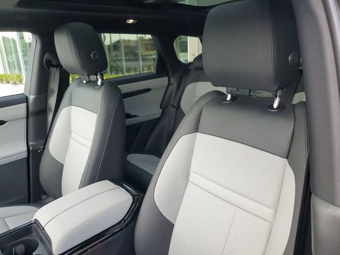 New 2026 Land Rover Range Rover Evoque Dynamic SE AWD/4WD image 26