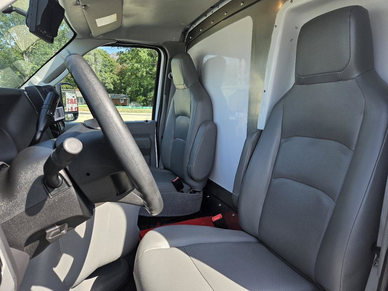 Used 2024 Ford E-350 and Econoline 350 Super Duty w/ Power Windows & Locks Group RWD image 32
