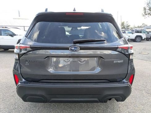 Used 2025 Subaru Forester Premium w/ Protection Package (1PH) AWD/4WD image 9