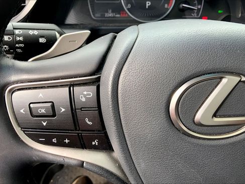 Certified 2024 Lexus ES 350 w/ Premium Package image 23