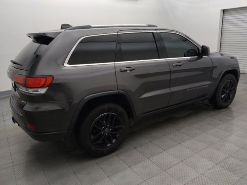 Used 2020 Jeep Grand Cherokee Laredo w/ 18" Wheel & 8.4" Radio Group RWD image 10