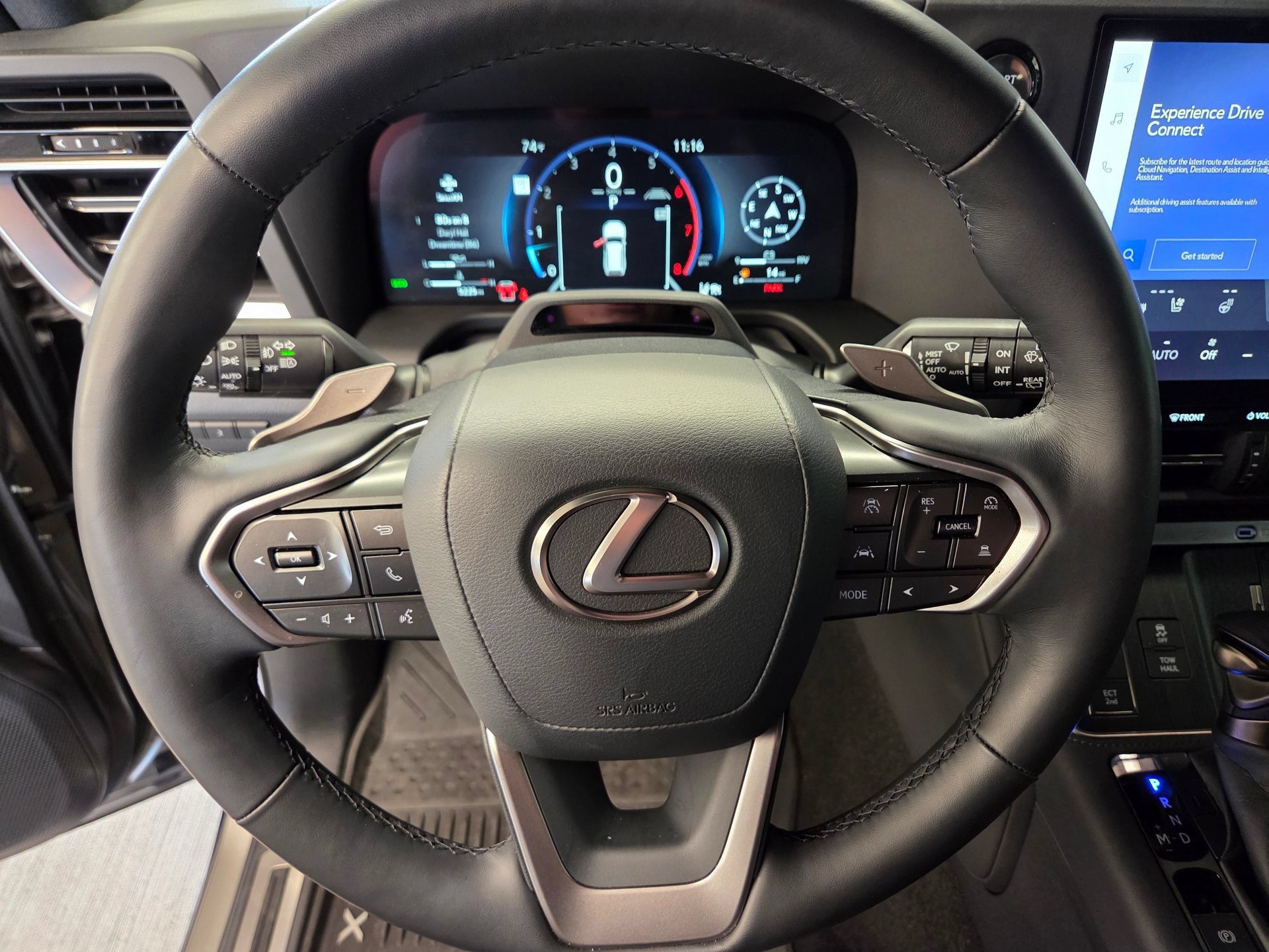 Used 2026 Lexus GX 550 w/ Accessory Package (2T) AWD/4WD image 17