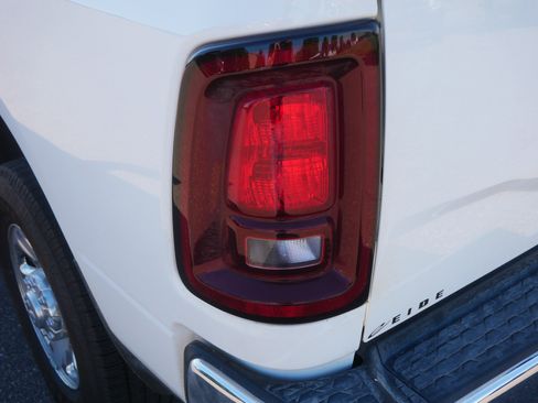 Used 2025 RAM 3500 Tradesman AWD/4WD image 17