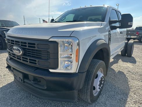 Used 2023 Ford F450 XL image 4