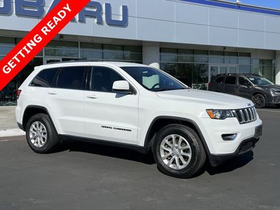 Used 2021 Jeep Grand Cherokee Laredo