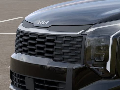 New 2026 Kia Sportage LX FWD image 12