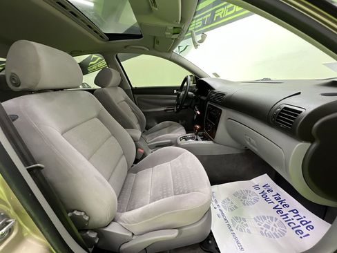 Used 2001 Volkswagen Passat GLS AWD/4WD image 28