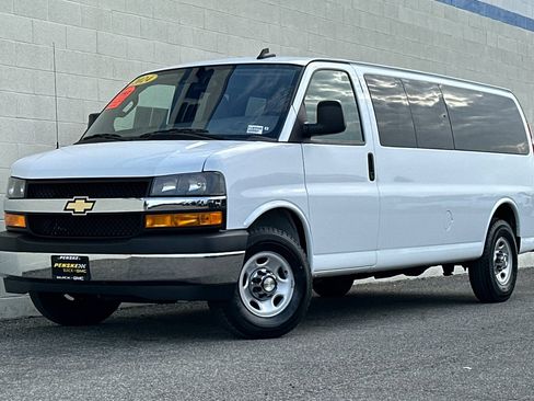 Certified 2024 Chevrolet Express 3500 LT w/ LT Preferred Equipment Group RWD image 8