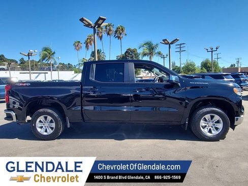 Certified 2025 Chevrolet Silverado 1500 LT AWD/4WD image 10