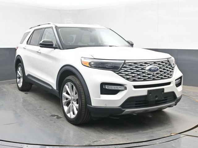 Used 2022 Ford Explorer Platinum w/ Equipment Group 601A AWD/4WD image 2