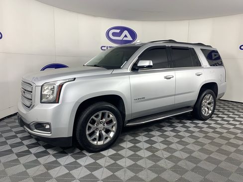 Used 2017 GMC Yukon SLE w/ SLE Value Package image 7