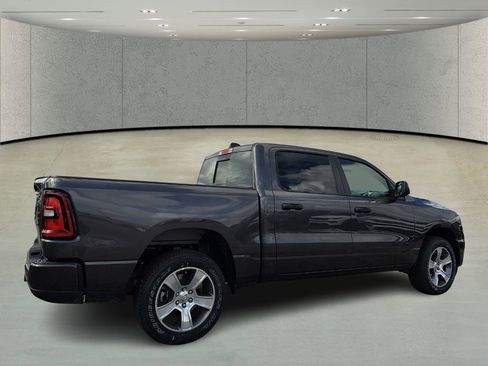 New 2026 RAM 1500 Express image 7