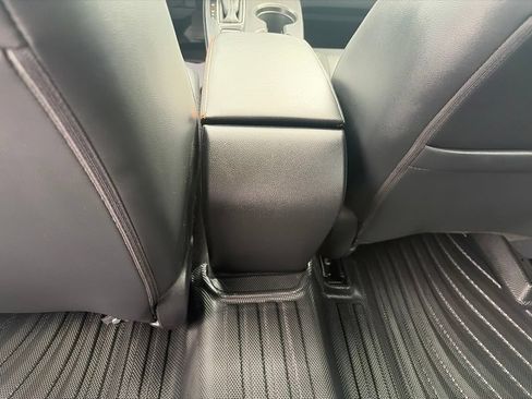 Used 2024 Honda Civic EX-L image 19