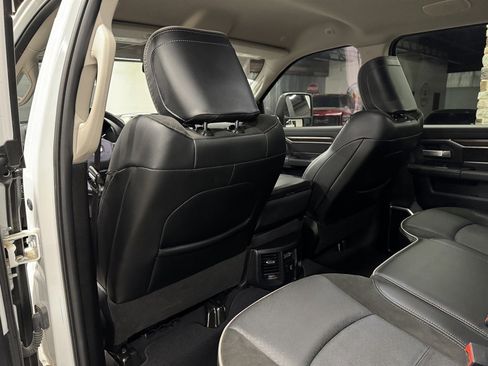 Used 2024 RAM 2500 Laramie AWD/4WD image 27