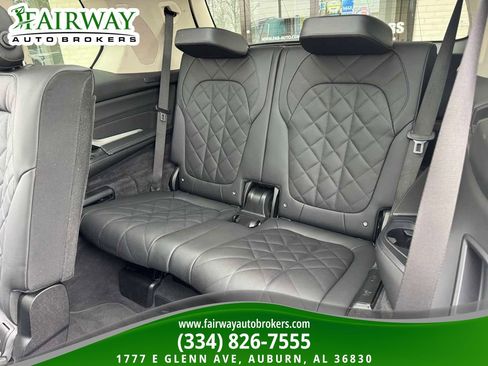 Used 2025 BMW X7 xDrive40i image 14