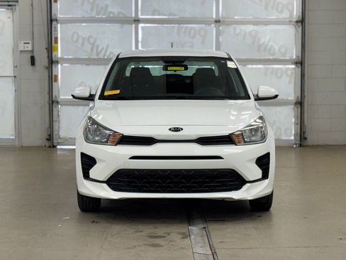 Used 2021 Kia Rio LX image 2
