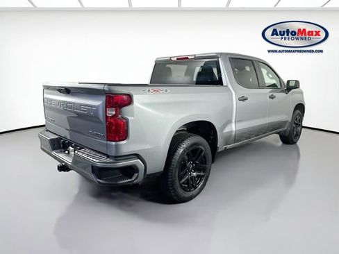 Used 2024 Chevrolet Silverado 1500 Custom image 2