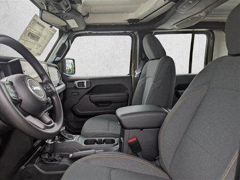 New 2025 Jeep Gladiator Sport image 20