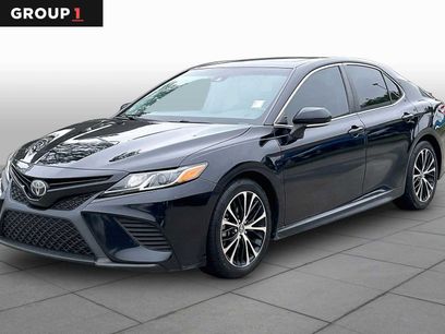 Used 2018 Toyota Camry SE w/ Audio Package