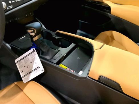 New 2025 Lexus ES 350 w/ Premium Package image 7