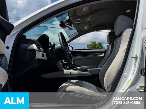 Used 2018 Honda Accord LX image 15