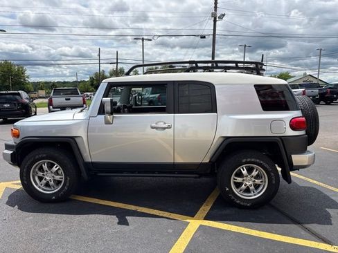 Used 2007 Toyota FJ Cruiser 4WD image 6