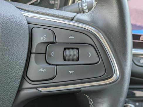 Used 2023 Buick Encore GX Essence w/ Experience Buick Package image 20