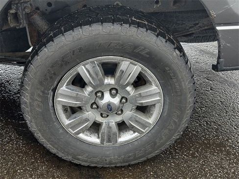 Used 2012 Ford F150 XLT w/ XTR Pkg image 11