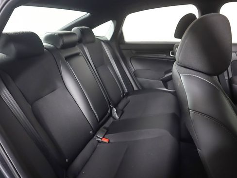 Used 2025 Honda Civic Sport image 31