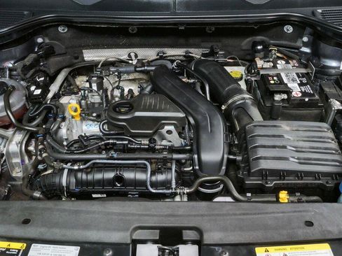 Certified 2023 Volkswagen Taos S FWD image 30