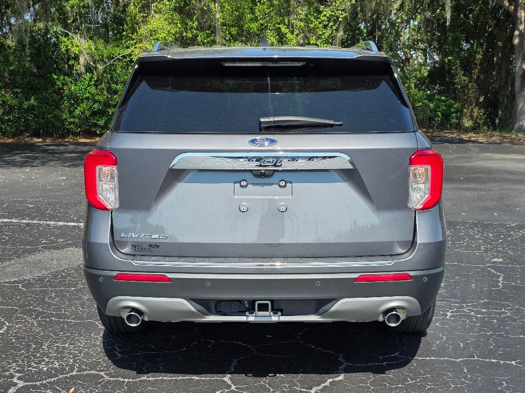 Certified 2022 Ford Explorer Limited w/ Equipment Group 301A RWD image 13