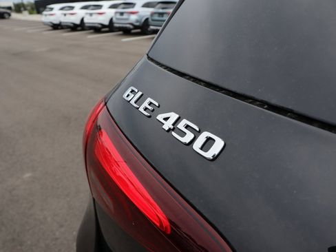 New 2026 Mercedes-Benz GLE 450 4MATIC image 17