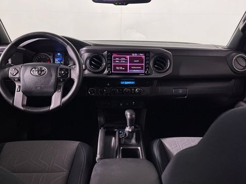 Certified 2023 Toyota Tacoma TRD Off-Road AWD/4WD image 14