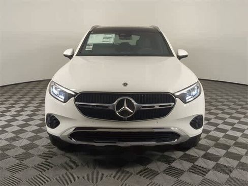 Used 2026 Mercedes-Benz GLC 300 4MATIC image 8