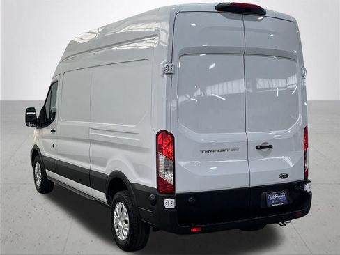 Used 2025 Ford Transit 250 148 High Roof RWD image 12