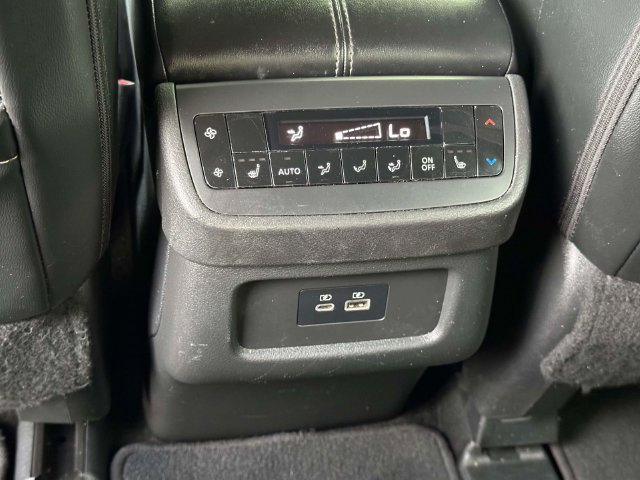 Used 2023 Nissan Pathfinder SL w/ SL Premium Package AWD/4WD image 21