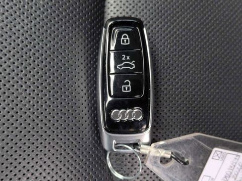 Used 2020 Audi Q7 3.0T Prestige w/ Prestige Package image 36