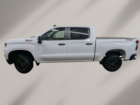 Used 2021 Chevrolet Silverado 1500 Custom Trail Boss AWD/4WD image 3