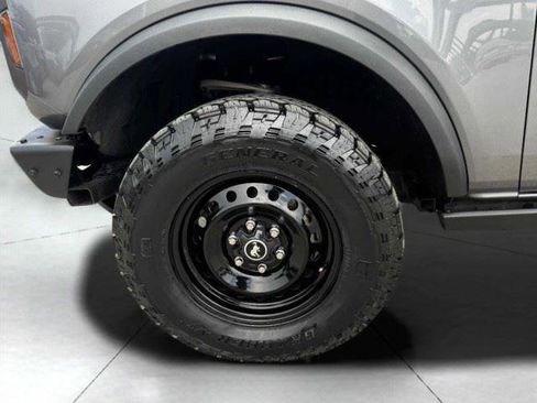 Used 2023 Ford Bronco Black Diamond AWD/4WD image 65