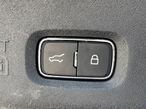 Used 2025 Ford Expedition Max Active AWD/4WD image 16