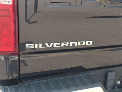 Used 2023 Chevrolet Silverado 1500 LTZ w/ Technology Package AWD/4WD image 30