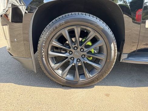 Used 2020 Cadillac Escalade Luxury RWD image 27